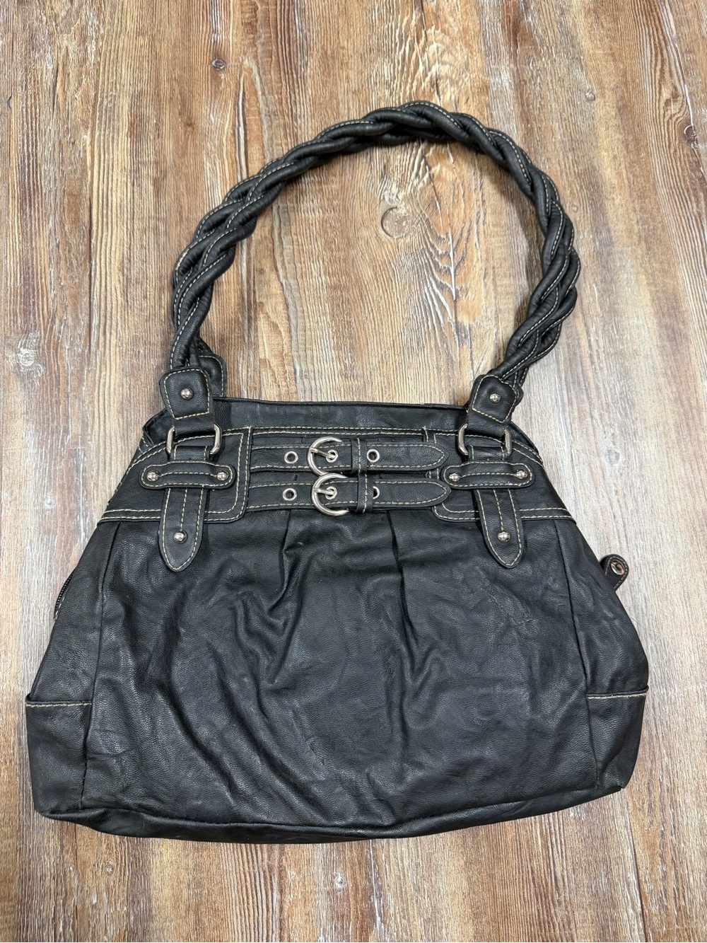 Y2K Black leather handbag with braided handles